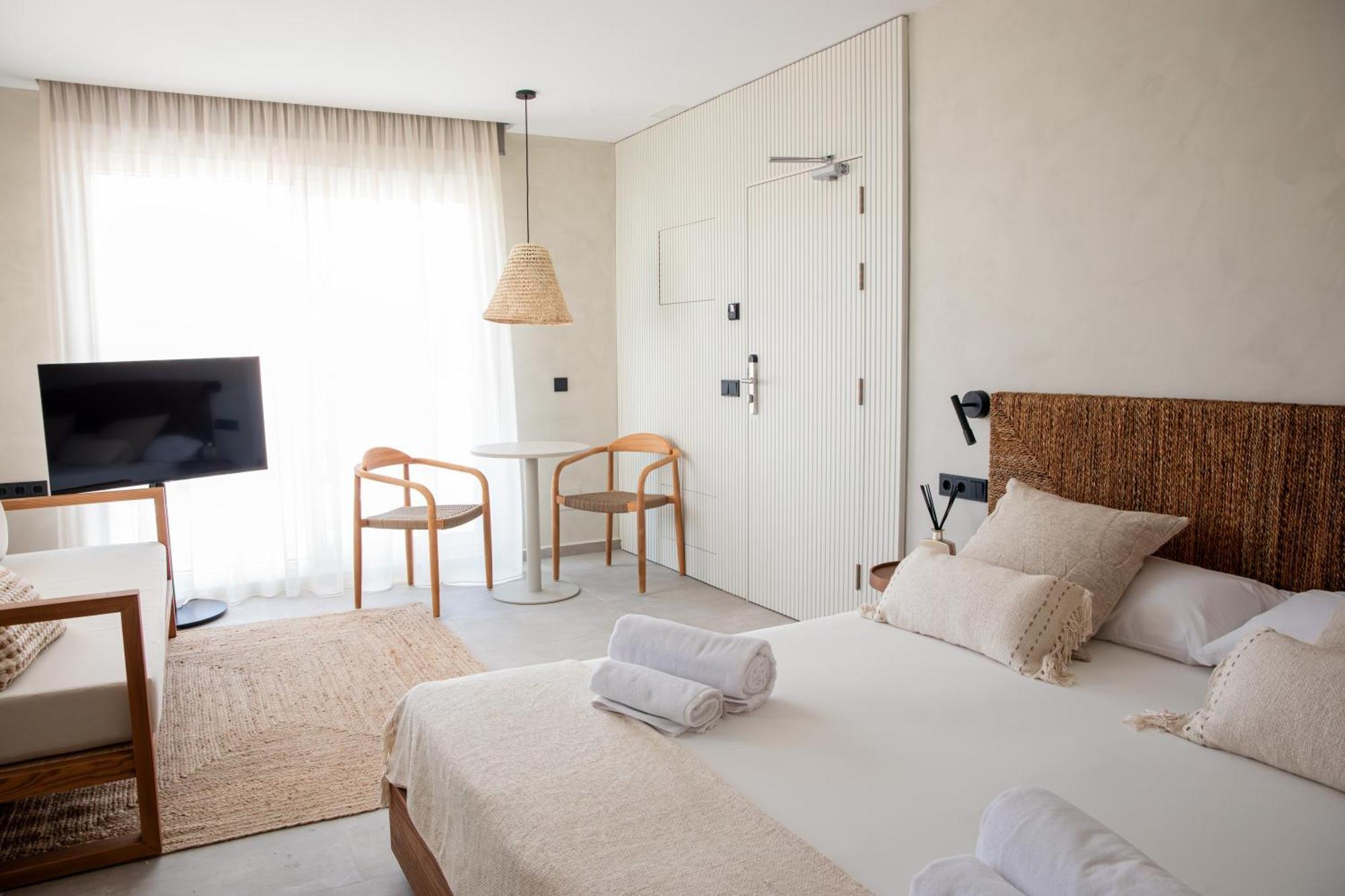 Apartamentos Top Secret Prestige Es Pujols - Formentera Vacaciones Екстер'єр фото